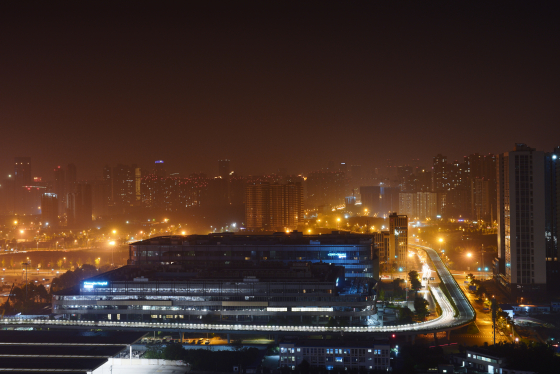 早晨從杭州出發前拍攝的晨曦成都東站夜景成都東站附近的高架橋2019.